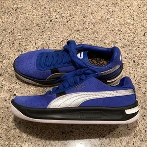 Size 5.5 Blue Suede Puma GV Special